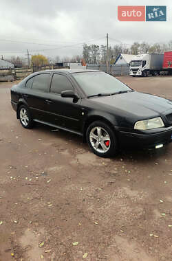 Ліфтбек Skoda Octavia 2003 в Фастові