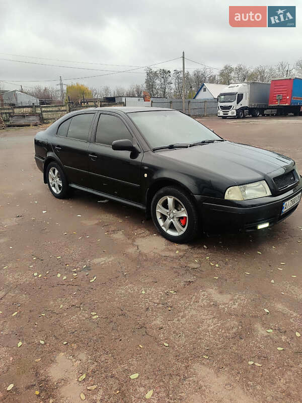 Лифтбек Skoda Octavia 2003 в Фастове фото Лифтбек Skoda Octavia 2003 в Фастове