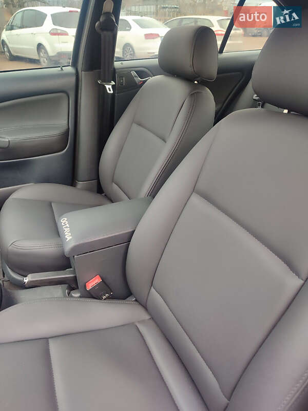 Лифтбек Skoda Octavia 2003 в Фастове фото 8 Лифтбек Skoda Octavia 2003 в Фастове