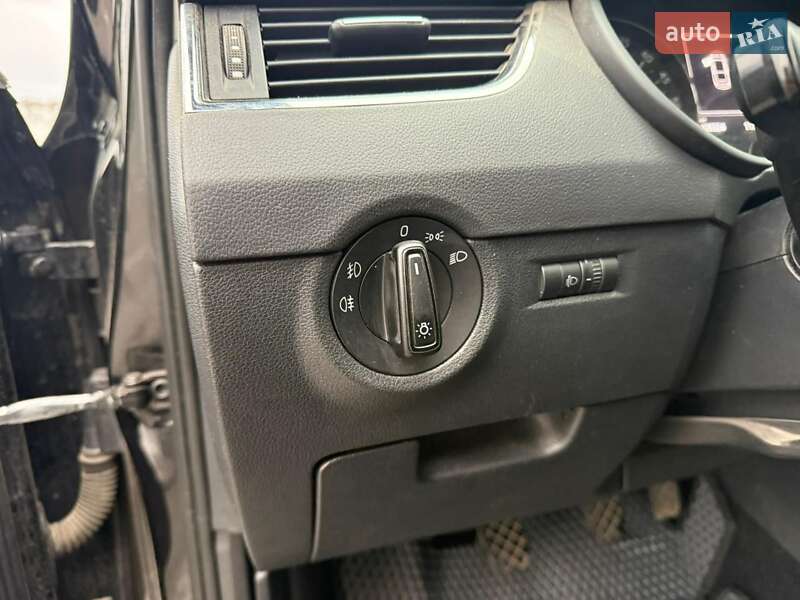 Лифтбек Skoda Octavia 2014 в Киеве фото 16 Лифтбек Skoda Octavia 2014 в Киеве