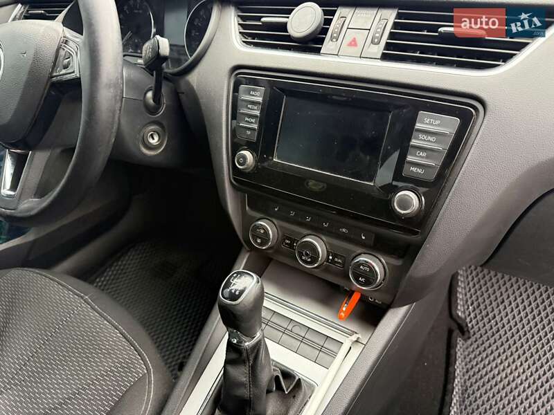 Лифтбек Skoda Octavia 2014 в Киеве фото 19 Лифтбек Skoda Octavia 2014 в Киеве