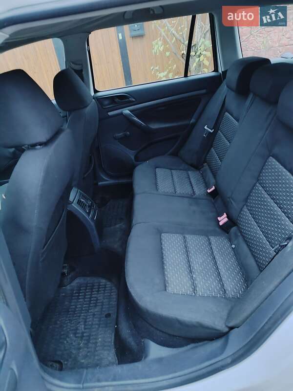 Универсал Skoda Octavia 2010 в Запорожье фото 3 Универсал Skoda Octavia 2010 в Запорожье