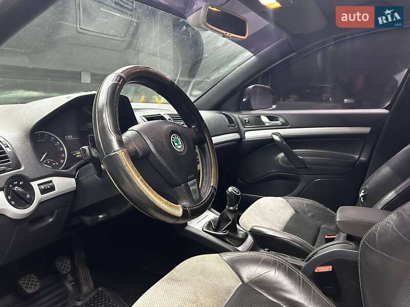 Лифтбек Skoda Octavia 2011 в Черновцах