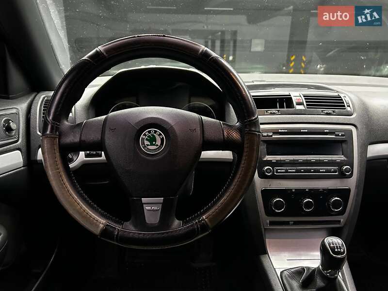 Лифтбек Skoda Octavia 2011 в Черновцах