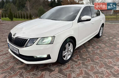 Лифтбек Skoda Octavia 2018 в Ивано-Франковске