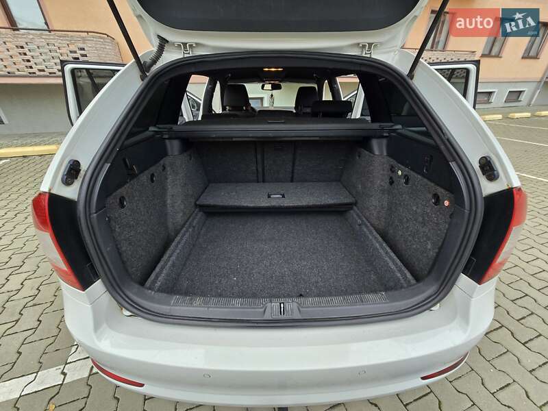 Универсал Skoda Octavia 2008 в Ужгороде