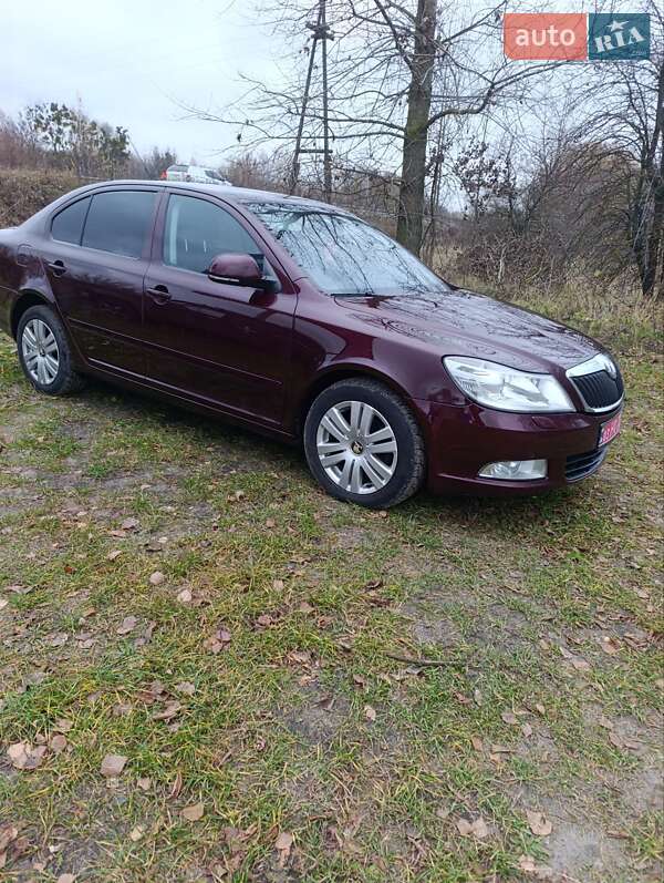 Лифтбек Skoda Octavia 2010 в Луцке фото Лифтбек Skoda Octavia 2010 в Луцке