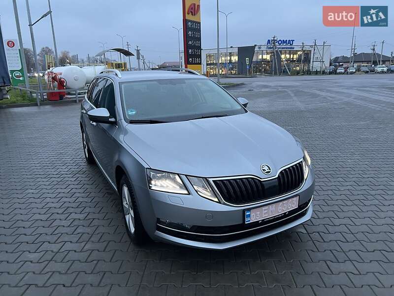 Универсал Skoda Octavia 2018 в Луцке