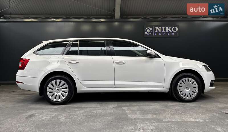Универсал Skoda Octavia 2019 в Киеве