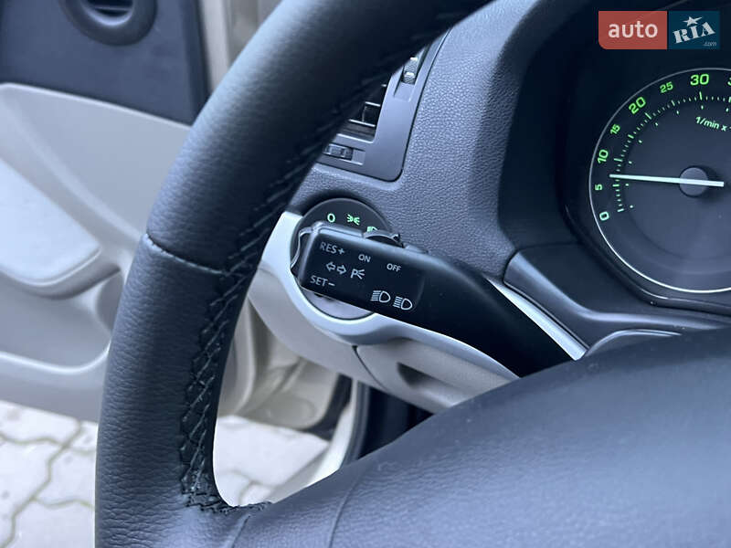 Лифтбек Skoda Octavia 2005 в Нововолынске фото 15 Лифтбек Skoda Octavia 2005 в Нововолынске