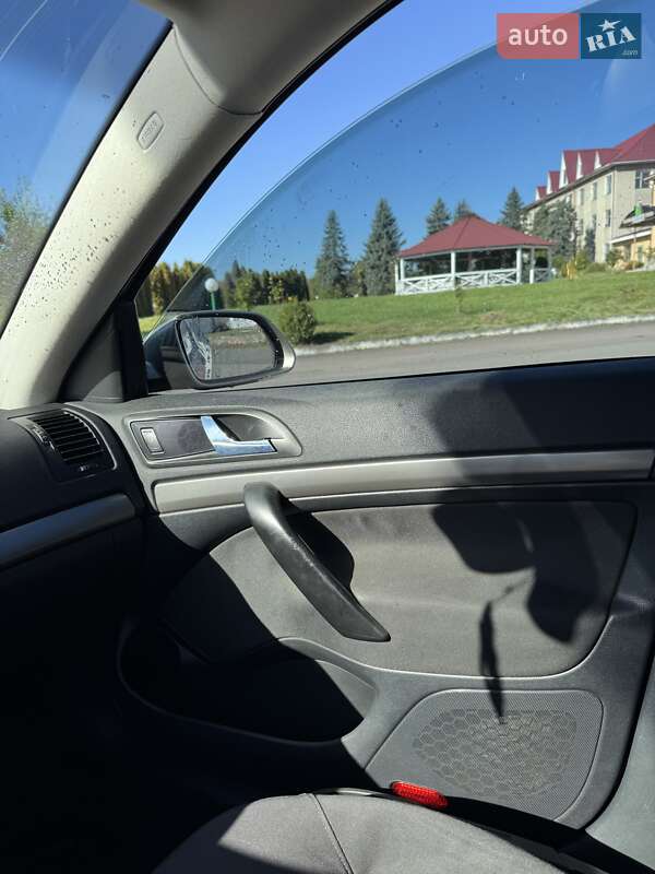 Лифтбек Skoda Octavia 2004 в Коломые