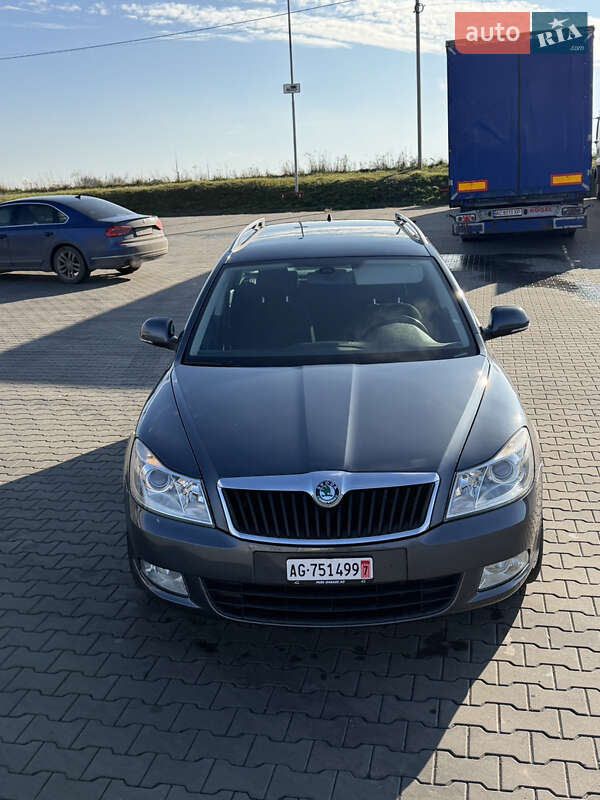 Универсал Skoda Octavia 2010 в Луцке