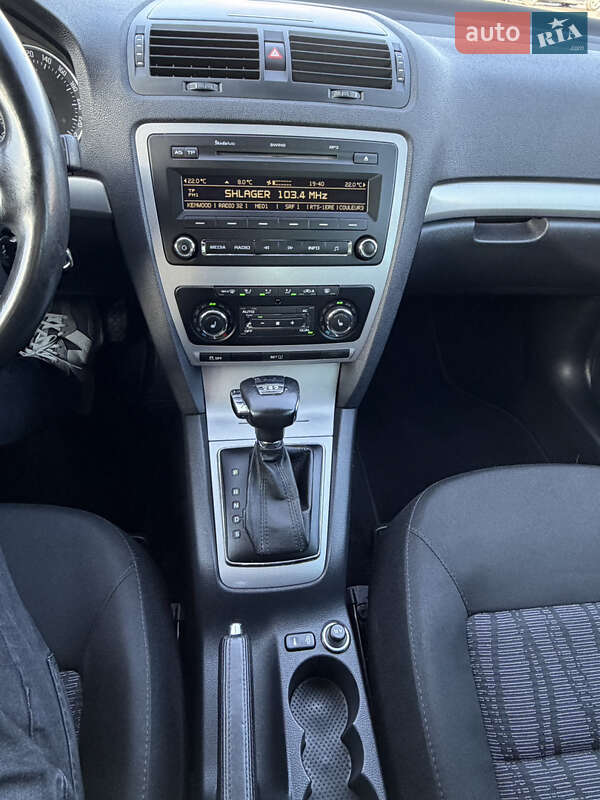 Универсал Skoda Octavia 2010 в Луцке