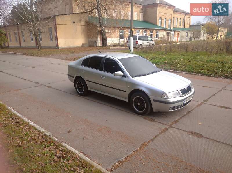 Лифтбек Skoda Octavia 2006 в Остроге фото 4 Лифтбек Skoda Octavia 2006 в Остроге