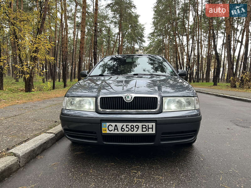 Лифтбек Skoda Octavia 2006 в Черкассах