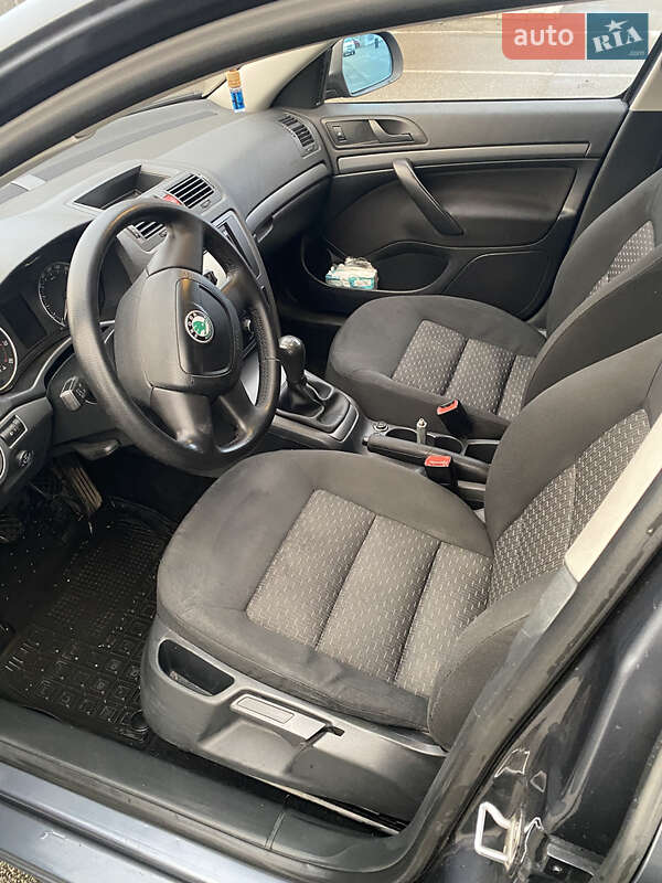 Универсал Skoda Octavia 2011 в Киеве фото 8 Универсал Skoda Octavia 2011 в Киеве