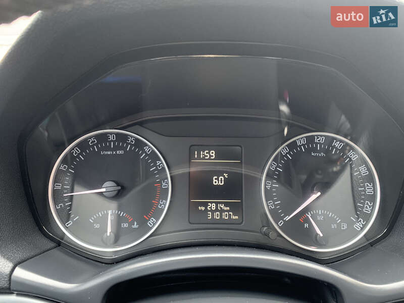 Лифтбек Skoda Octavia 2011 в Киеве фото 7 Лифтбек Skoda Octavia 2011 в Киеве