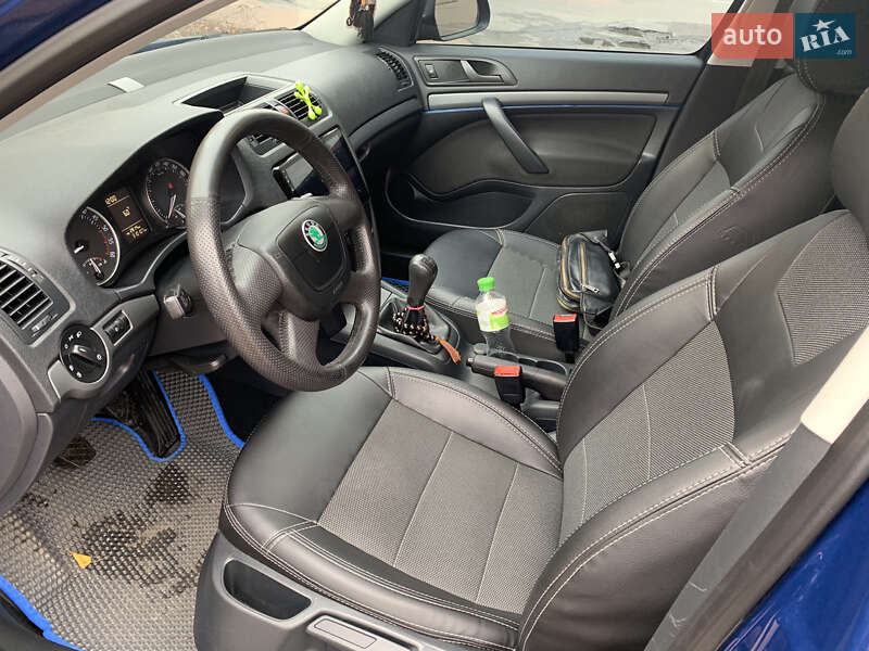 Лифтбек Skoda Octavia 2011 в Киеве фото 4 Лифтбек Skoda Octavia 2011 в Киеве