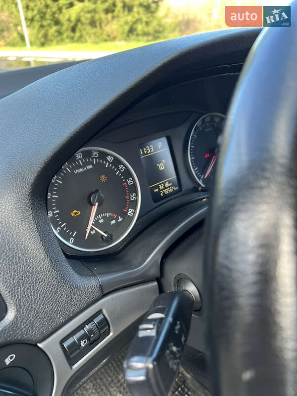 Универсал Skoda Octavia 2010 в Стрые