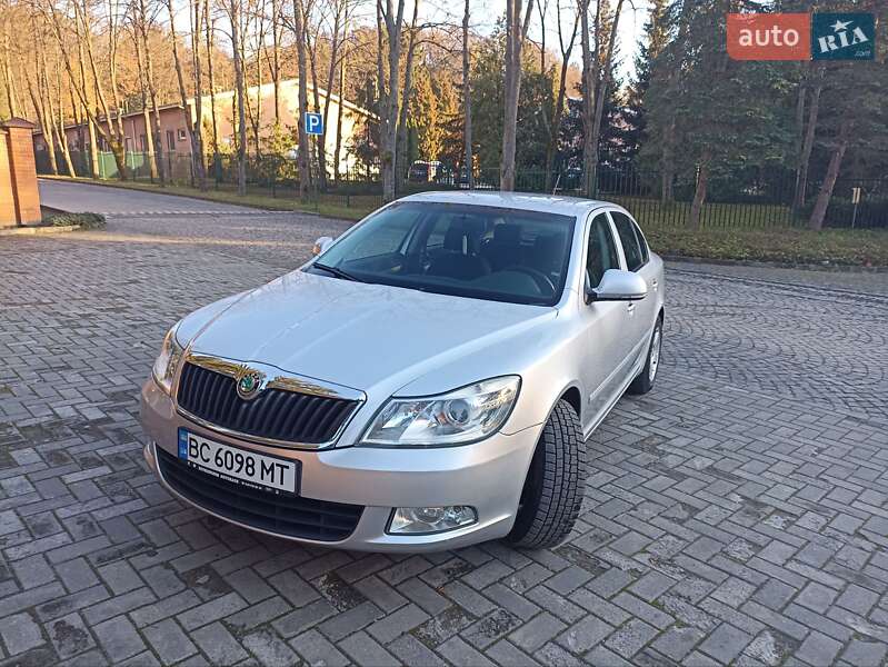 Лифтбек Skoda Octavia 2012 в Львове