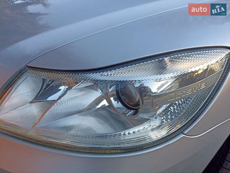 Лифтбек Skoda Octavia 2012 в Львове