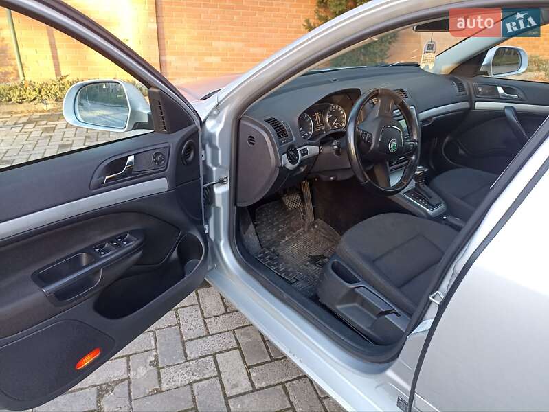 Лифтбек Skoda Octavia 2012 в Львове