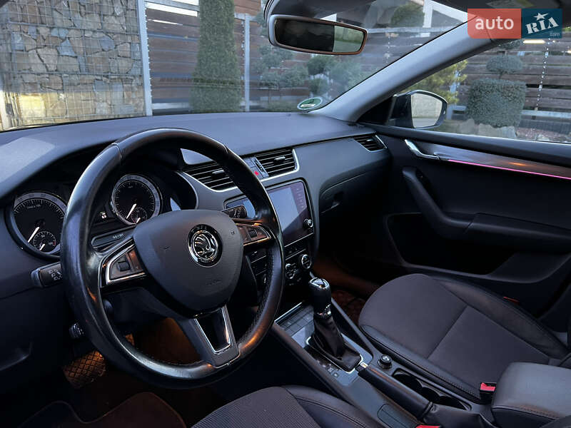 Универсал Skoda Octavia 2018 в Стрые