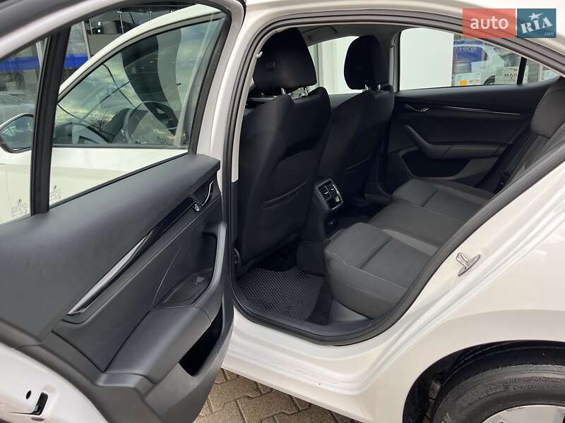 Лифтбек Skoda Octavia 2021 в Житомире