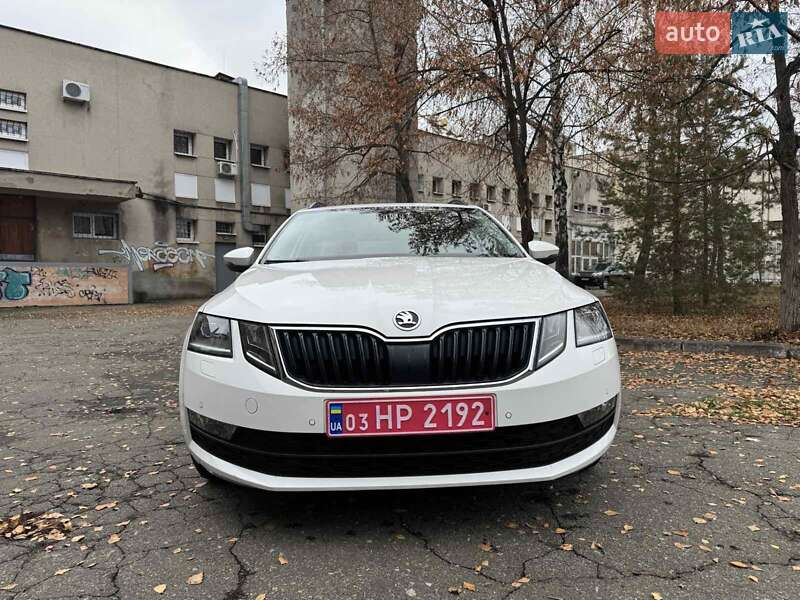 Универсал Skoda Octavia 2020 в Киеве фото 6 Универсал Skoda Octavia 2020 в Киеве