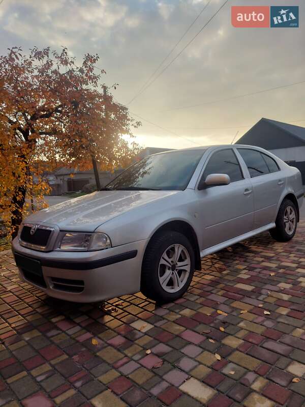 Ліфтбек Skoda Octavia 2006 в Дніпрі