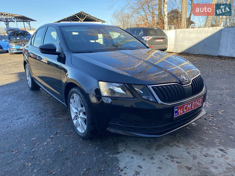 Ліфтбек Skoda Octavia 2018 в Калуші