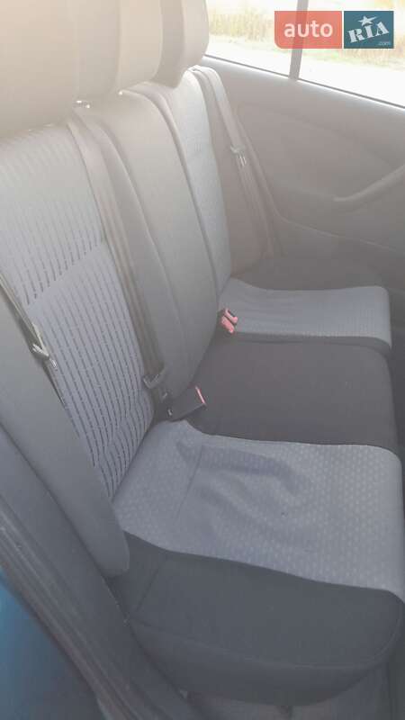 Лифтбек Skoda Octavia 2003 в Киеве