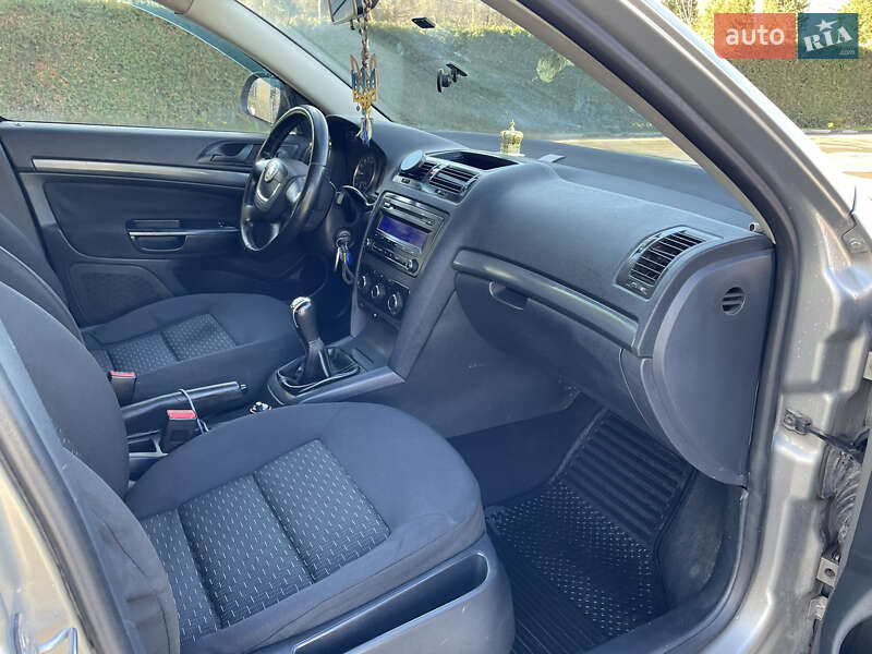 Универсал Skoda Octavia 2010 в Турке фото 43 Универсал Skoda Octavia 2010 в Турке