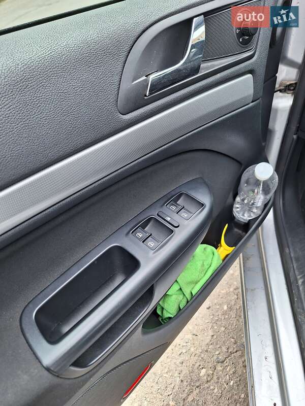 Лифтбек Skoda Octavia 2011 в Харькове