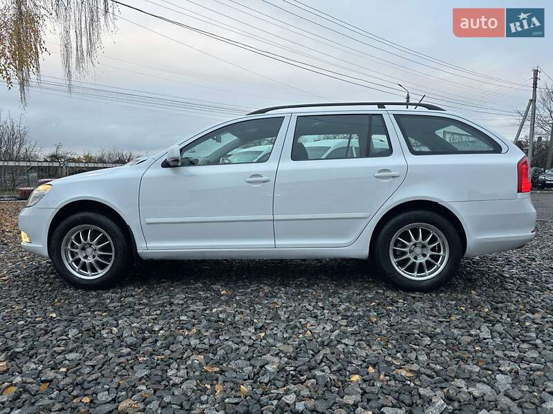 Универсал Skoda Octavia 2011 в Смеле фото 12 Универсал Skoda Octavia 2011 в Смеле
