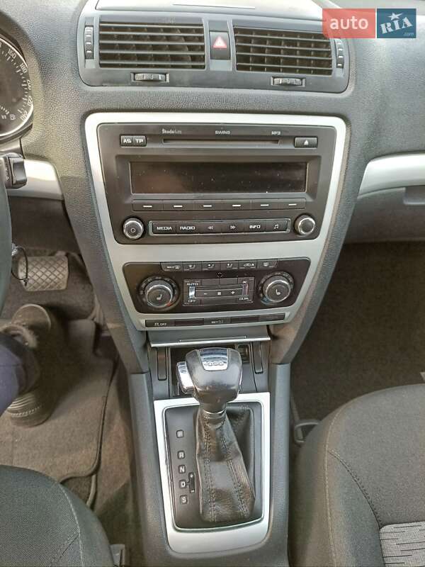 Универсал Skoda Octavia 2011 в Киеве фото 11 Универсал Skoda Octavia 2011 в Киеве
