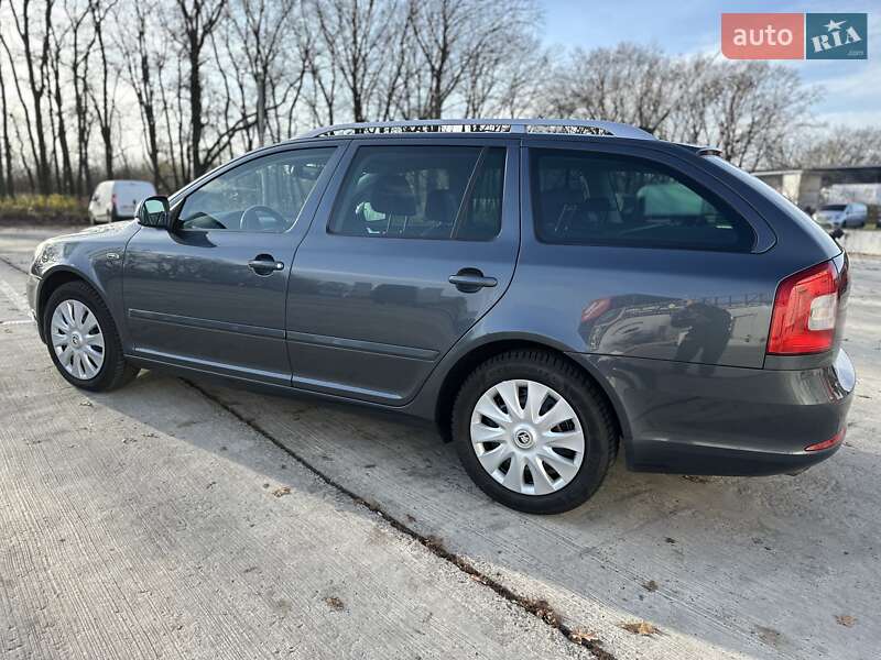 Универсал Skoda Octavia 2009 в Киеве фото 4 Универсал Skoda Octavia 2009 в Киеве
