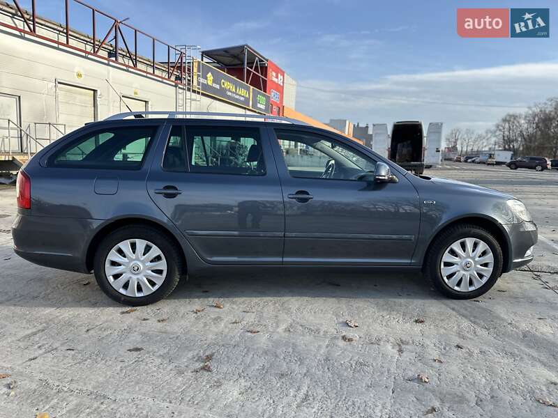Универсал Skoda Octavia 2009 в Киеве фото 8 Универсал Skoda Octavia 2009 в Киеве