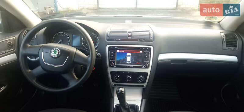 Універсал Skoda Octavia 2010 в Житомирі