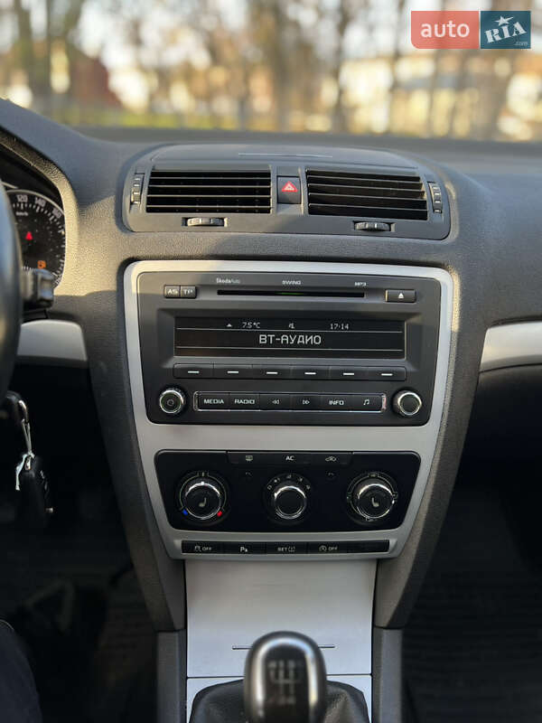 Лифтбек Skoda Octavia 2011 в Знаменке