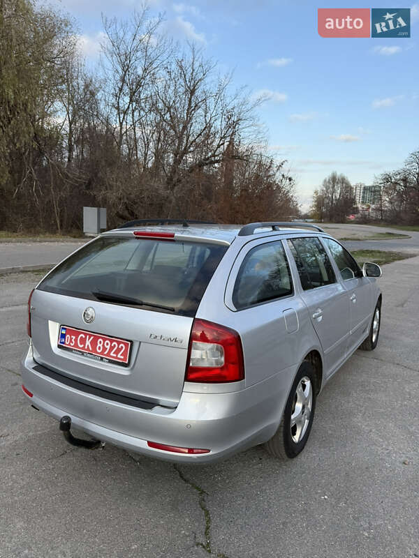 Универсал Skoda Octavia 2010 в Днепре