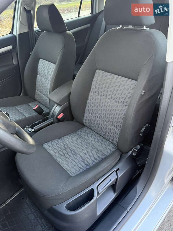 Универсал Skoda Octavia 2010 в Днепре