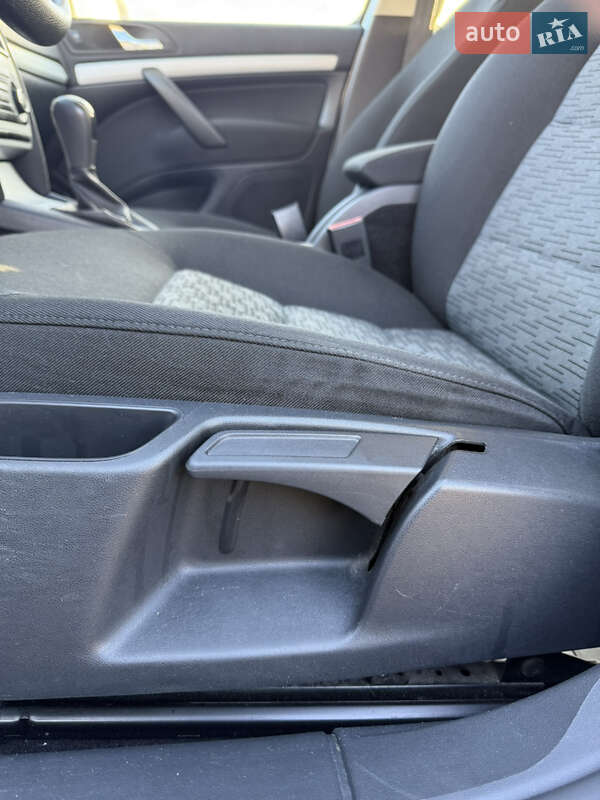 Универсал Skoda Octavia 2010 в Днепре