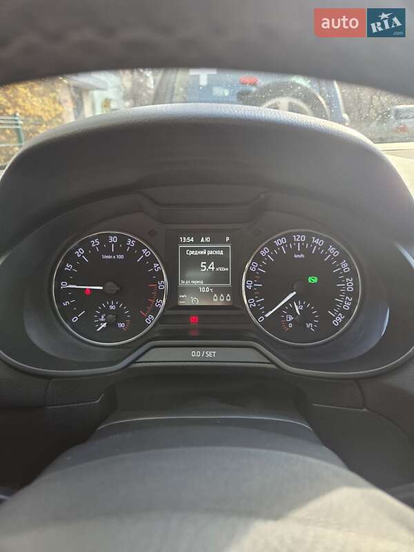 Універсал Skoda Octavia 2015 в Києві фото 10 Універсал Skoda Octavia 2015 в Києві