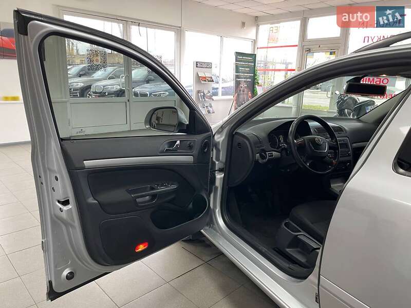 Универсал Skoda Octavia 2011 в Киеве фото 15 Универсал Skoda Octavia 2011 в Киеве