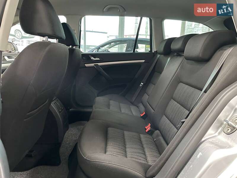 Универсал Skoda Octavia 2011 в Киеве фото 30 Универсал Skoda Octavia 2011 в Киеве