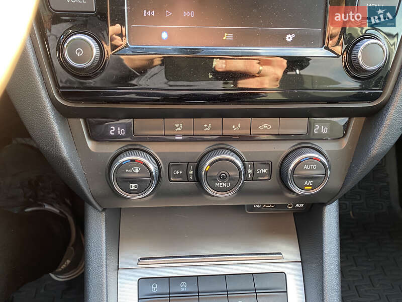 Лифтбек Skoda Octavia 2016 в Львове