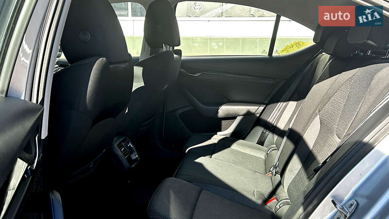 Ліфтбек Skoda Octavia 2020 в Чернівцях