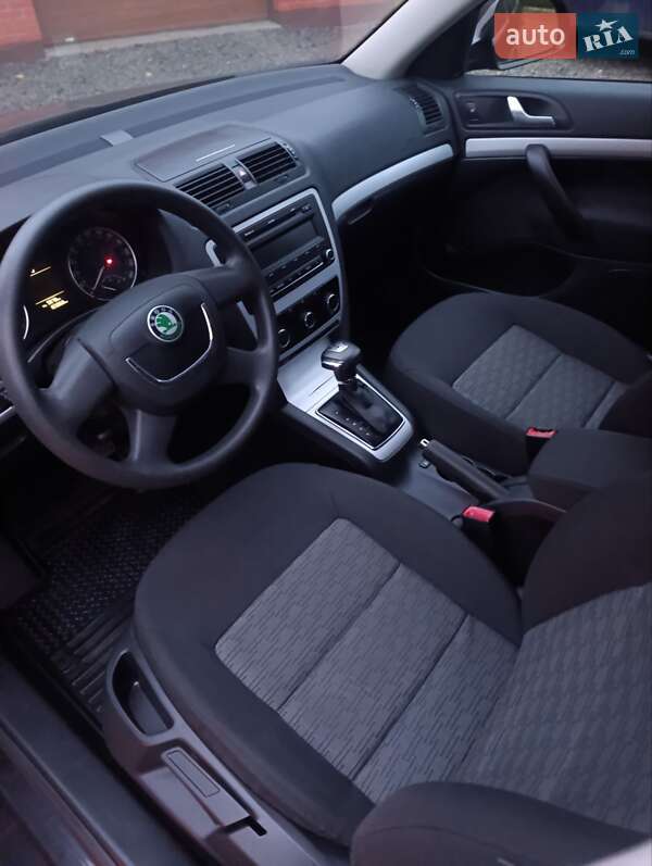Лифтбек Skoda Octavia 2010 в Луцке фото 46 Лифтбек Skoda Octavia 2010 в Луцке