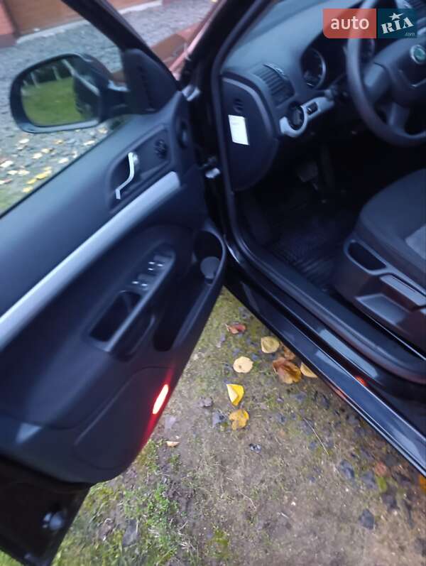 Лифтбек Skoda Octavia 2010 в Луцке фото 6 Лифтбек Skoda Octavia 2010 в Луцке
